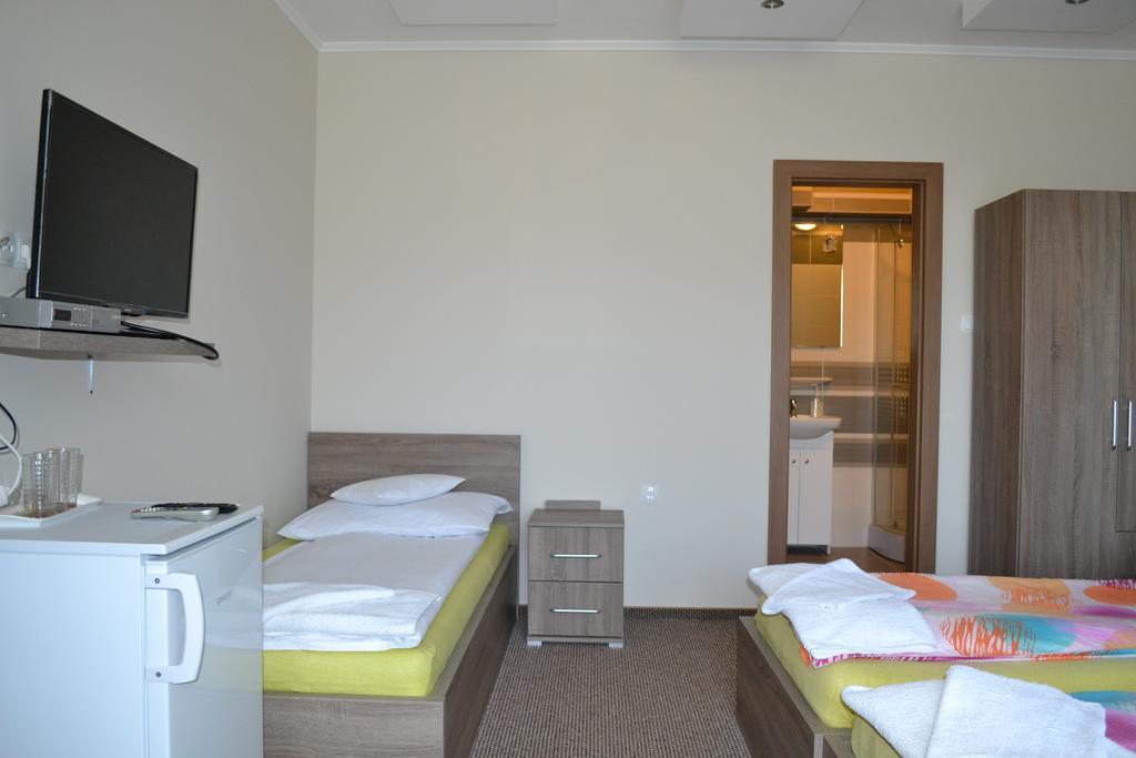 Vaci Vendeghaz Hotell Nyíregyháza Exteriör bild