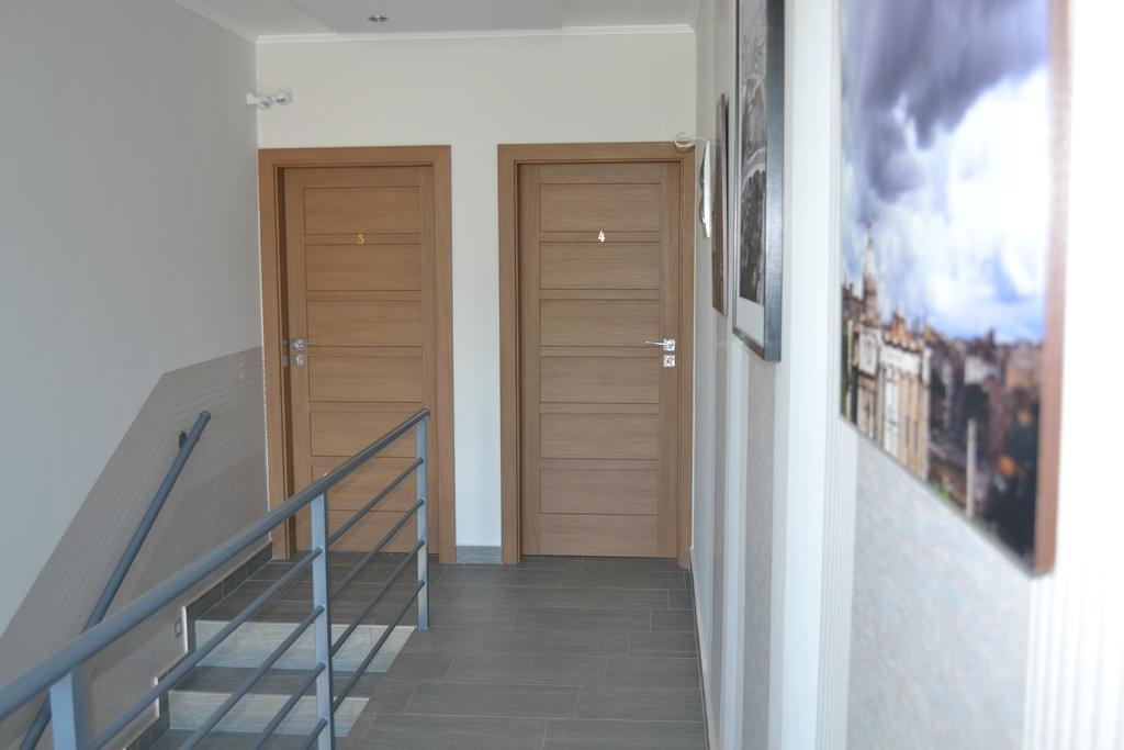 Vaci Vendeghaz Hotell Nyíregyháza Exteriör bild