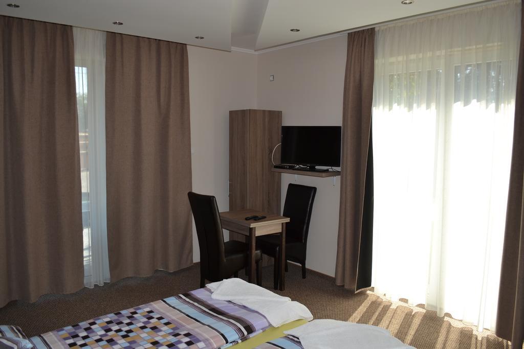 Vaci Vendeghaz Hotell Nyíregyháza Exteriör bild