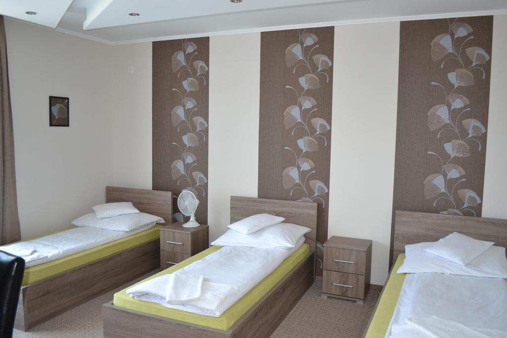 Vaci Vendeghaz Hotell Nyíregyháza Exteriör bild