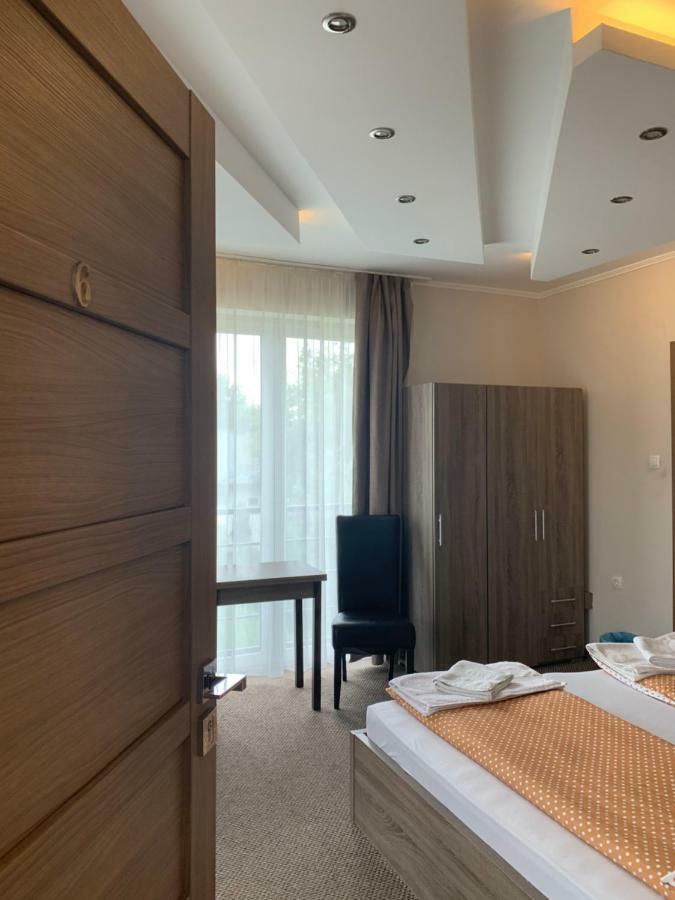 Vaci Vendeghaz Hotell Nyíregyháza Exteriör bild