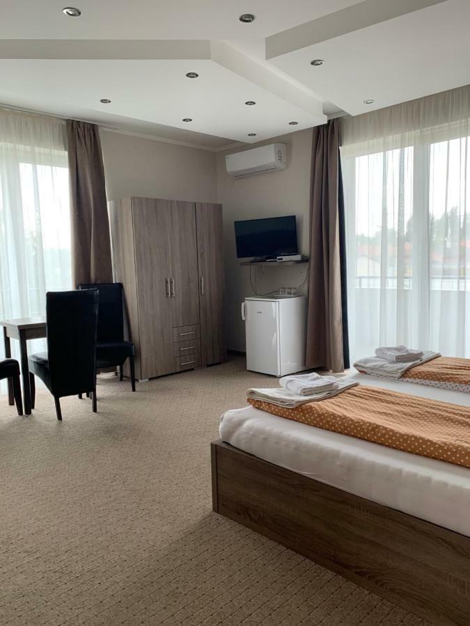 Vaci Vendeghaz Hotell Nyíregyháza Exteriör bild