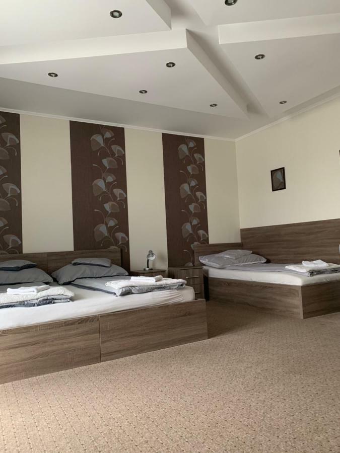 Vaci Vendeghaz Hotell Nyíregyháza Exteriör bild